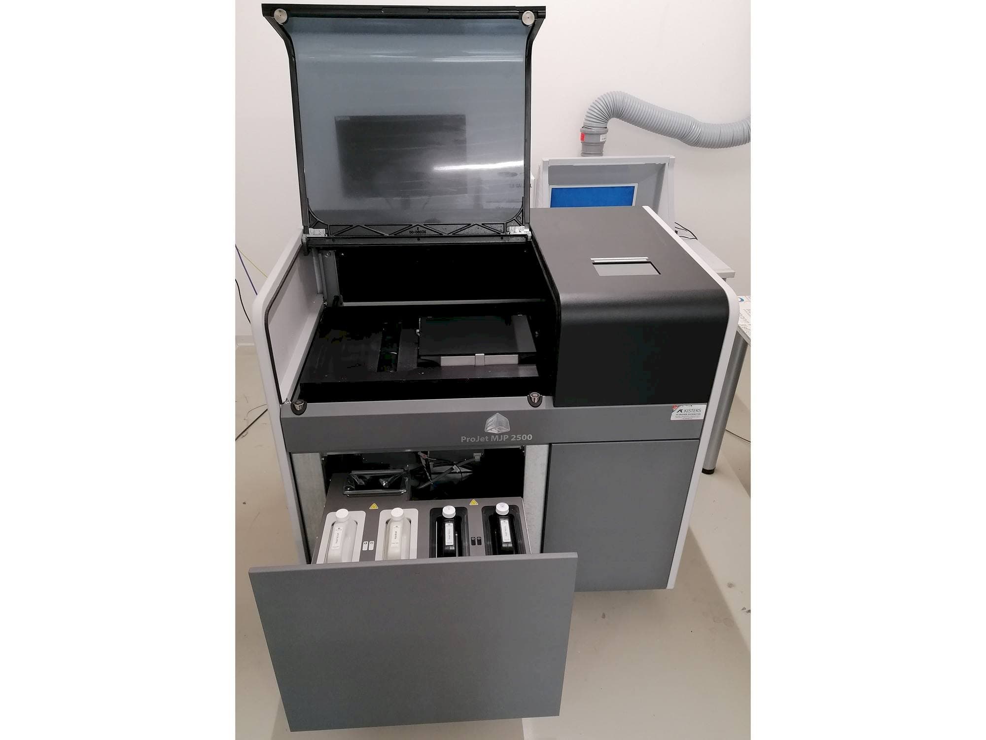 3DSYSTEMS ProJet MJP 2500Plus-maskinen framifrån