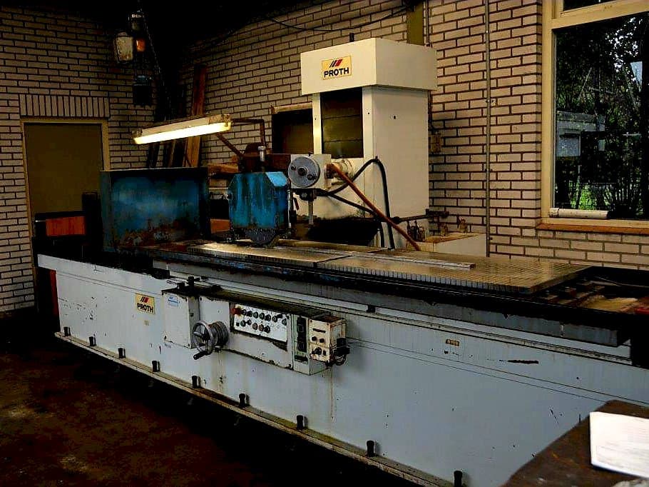 Proth-maskinen sedd från högerPSGC-60220AHR