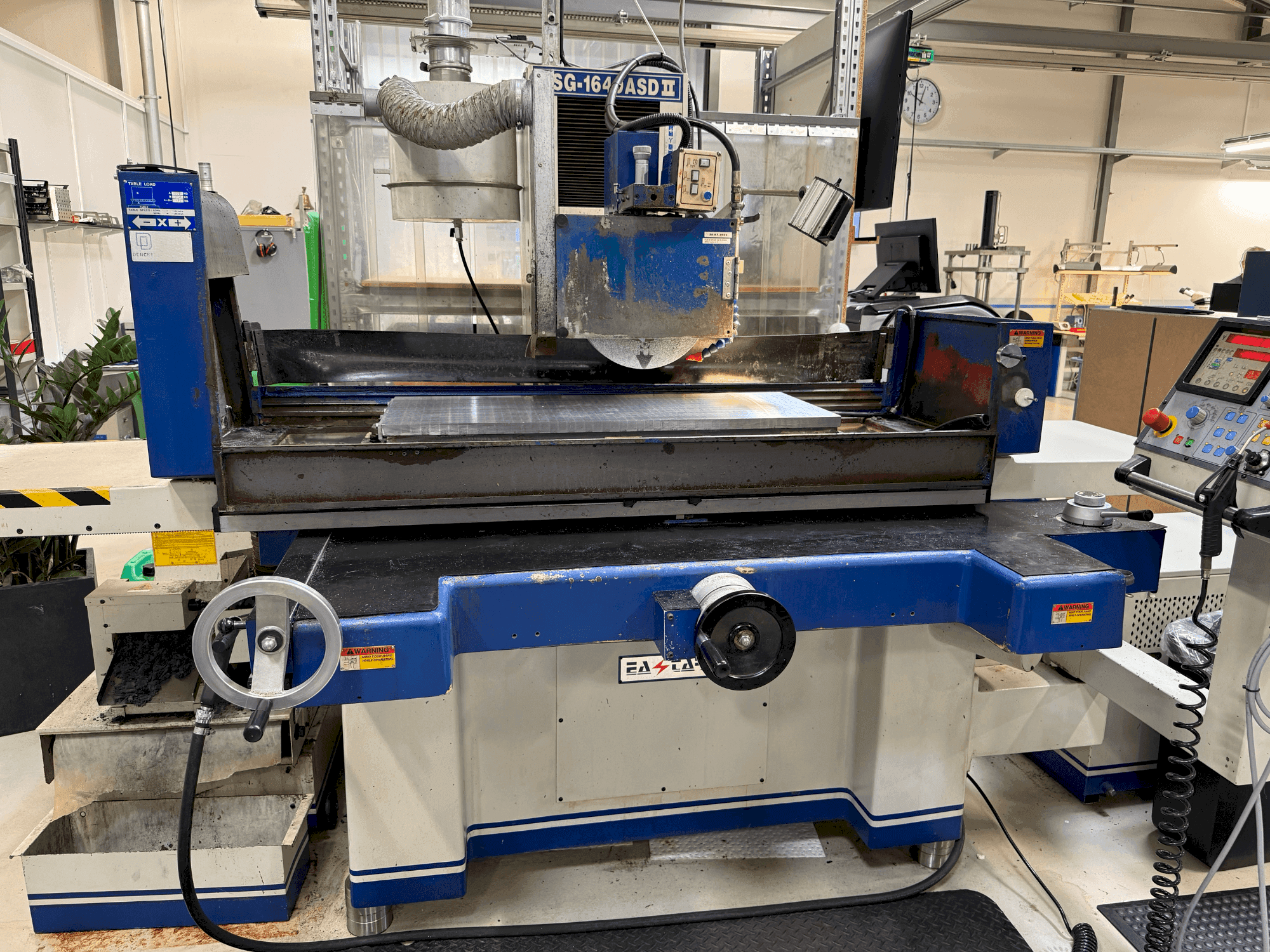 EASTAR ESG-1640ASD II-maskinen framifrån