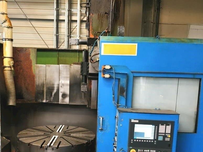 Carnaghi AT 1400-maskinen framifrån