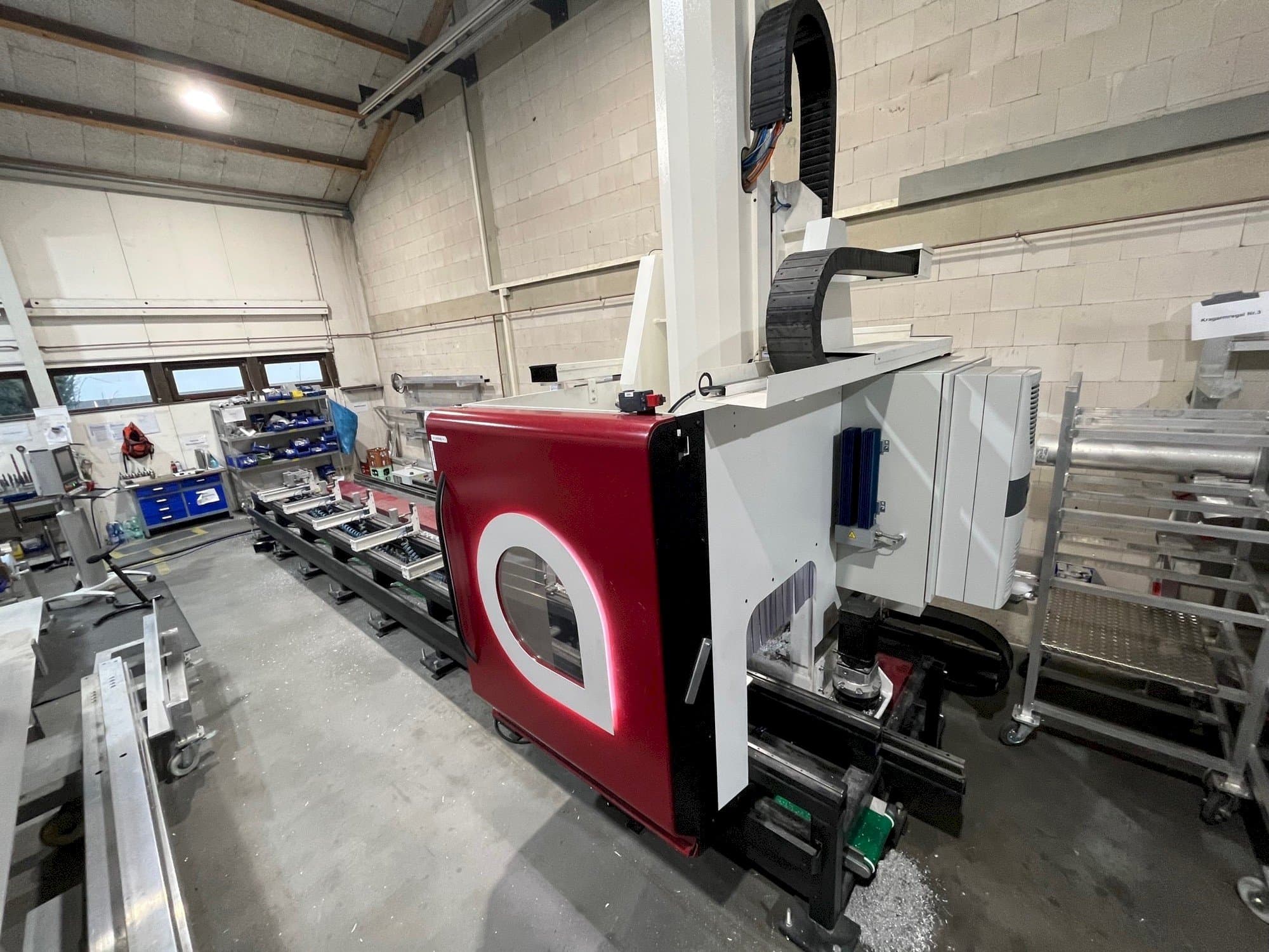 Austen AX 607-maskinen framifrån