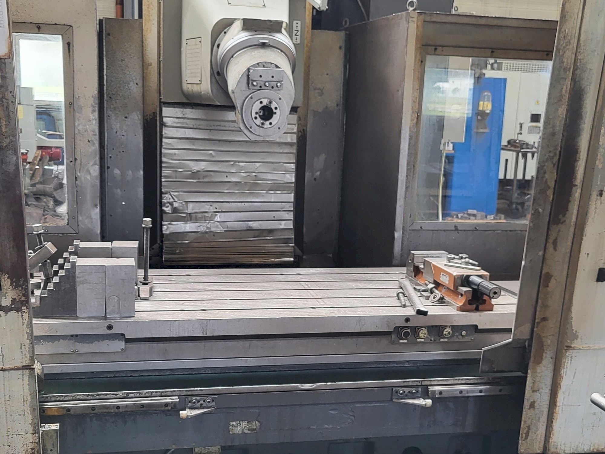 ANAYAK PERFORMER 2000-maskinen framifrån