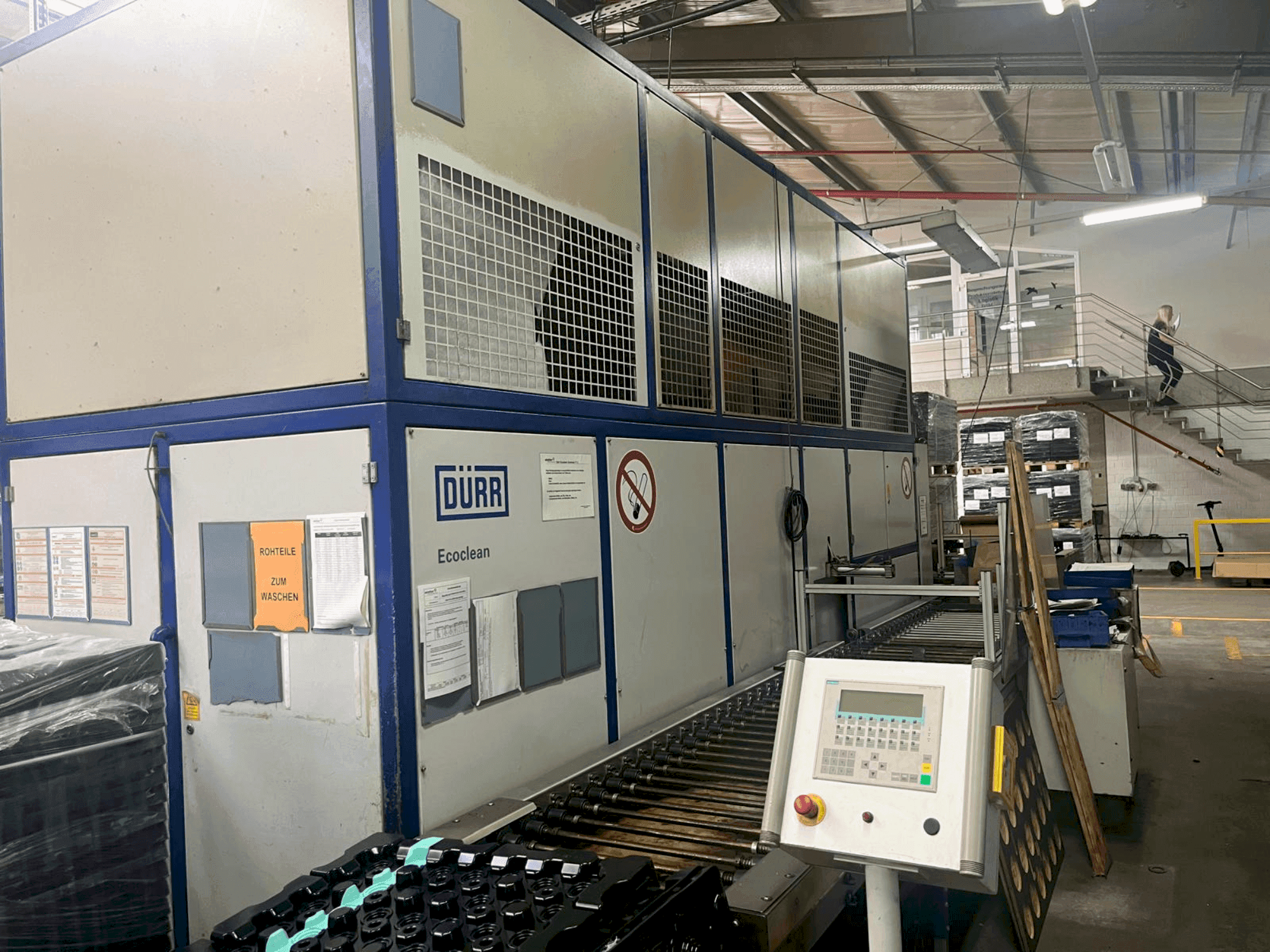 DÜRR Universal 71C (2003)-maskinen framifrån