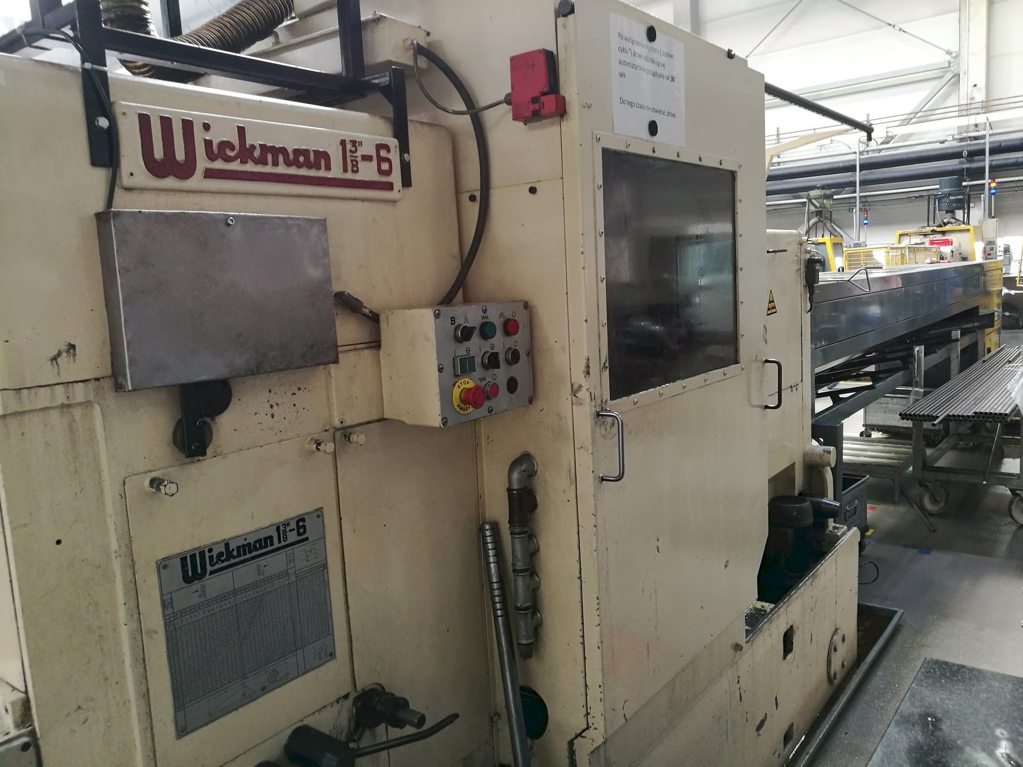 Wickman 1 3/8"-6-maskinen framifrån