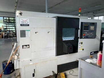 SMEC PL 2000Y-maskinen framifrån