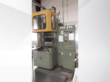 WICKERT WKP 2560/5/5-maskinen framifrån