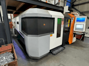 ERMAKSAN Fibermak Momentum Gen-3 4,0,kW-maskinen framifrån