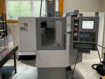 HAAS Mini-Mill HE-maskinen framifrån