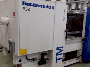 Battenfeld TM 270 / 2800-maskinen framifrån