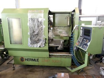 HERMLE-maskinen framifrånUWF 1001
