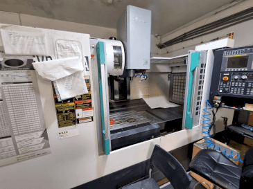 Feeler FVP1300A-maskinen framifrån