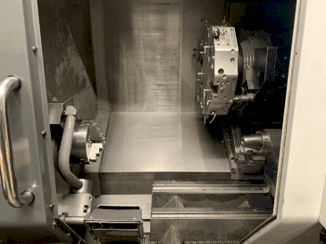 HAAS ST-20Y-maskinen framifrån