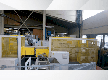 Krauss Maffei KMD 75 XS/P-maskinen framifrån
