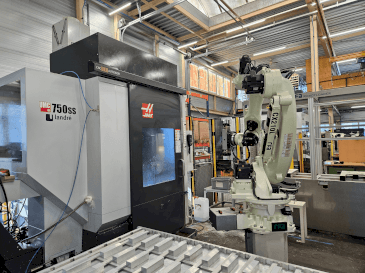 HAAS UMC-750SS-maskinen framifrån