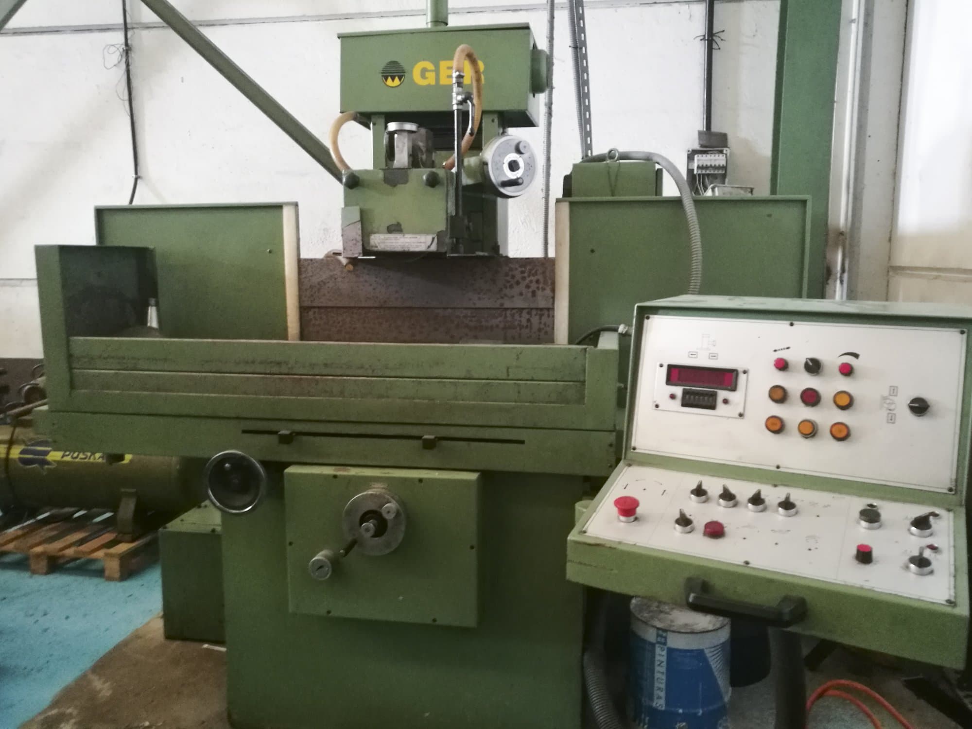 GER-maskinen framifrånRS-50/25