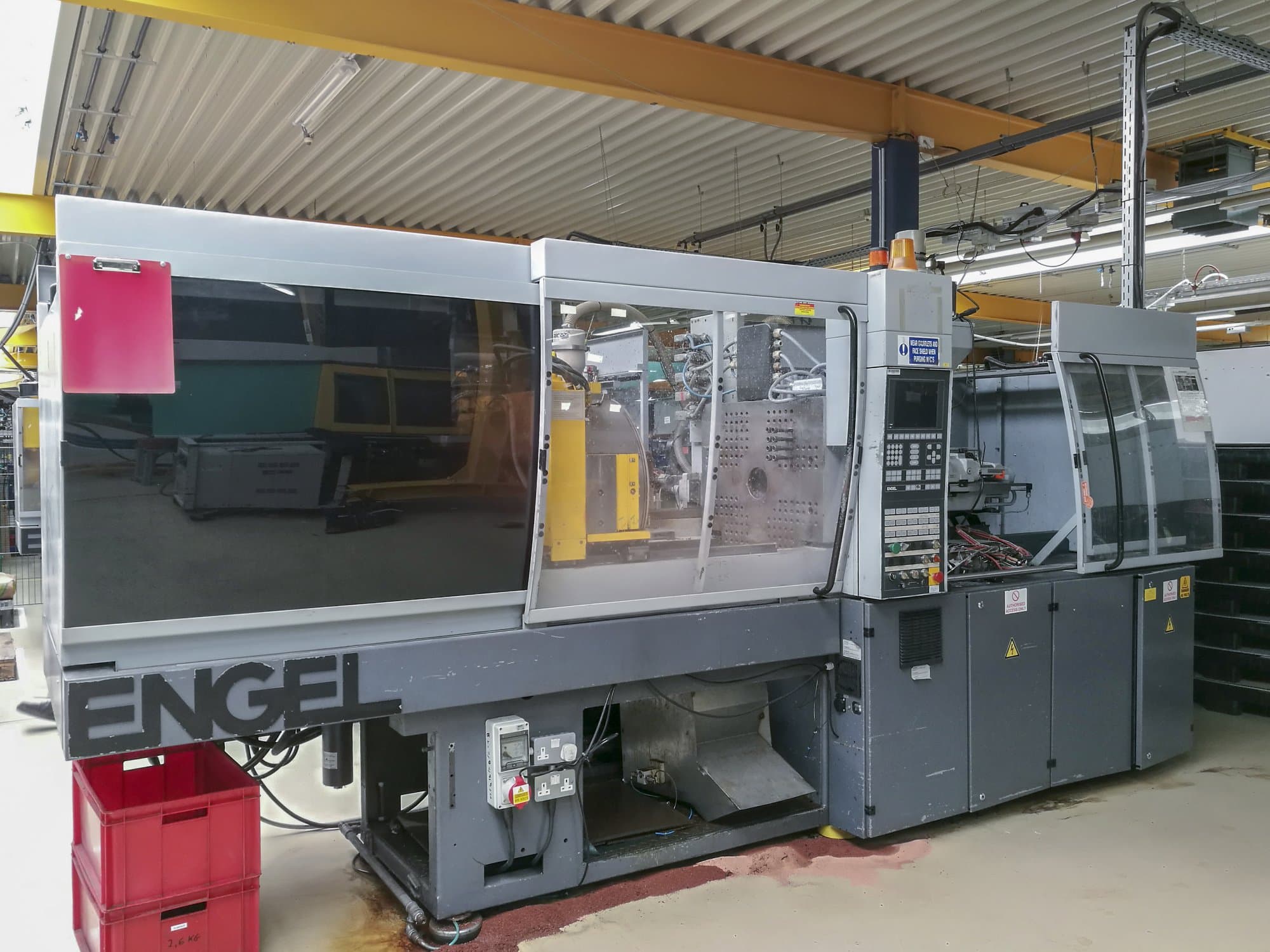 1 ENGEL-maskinen framifrån80H80L/80 HL-2F