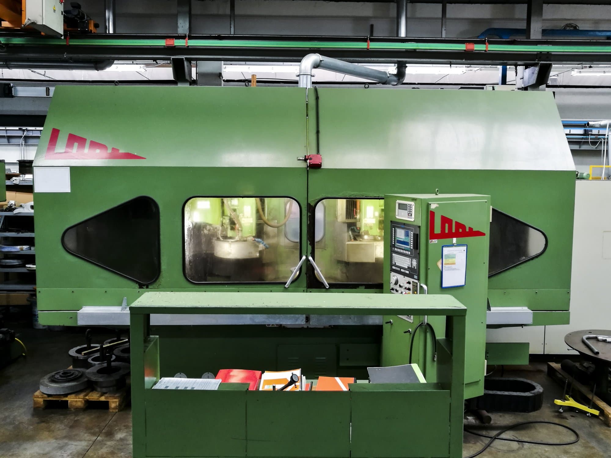 Lodi-maskinen framifrånRTR S800 CNC