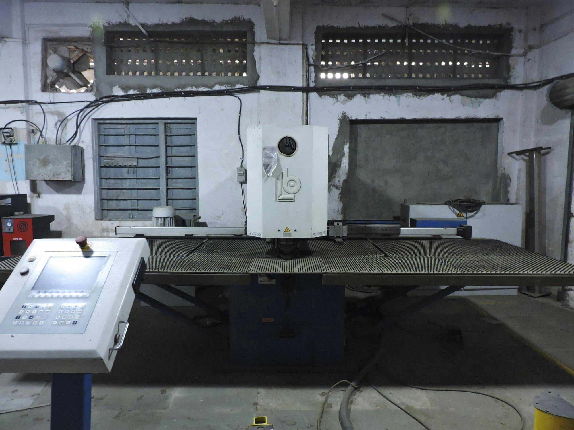 Boschert-maskinen framifrånCompact 750 CNC / Z
