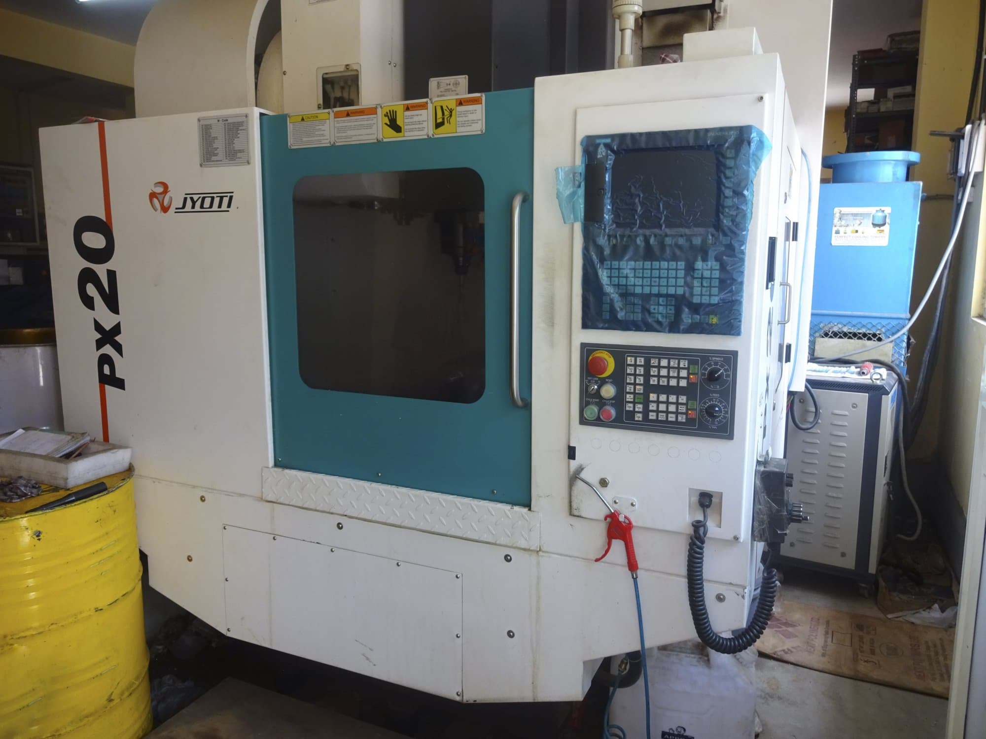 1 JYOTI-maskinen framifrånPX-20