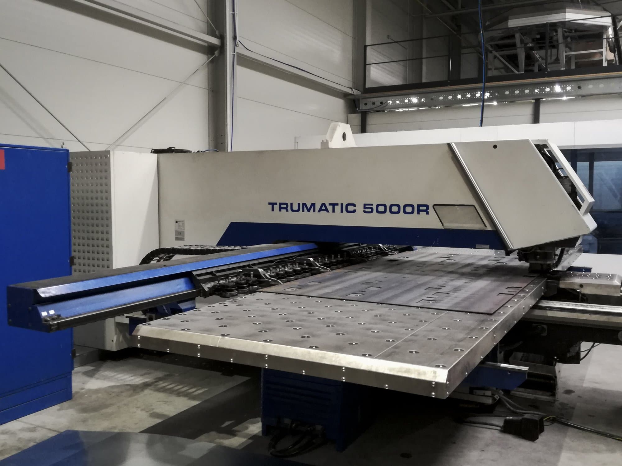 1 Trumpf-maskinen sedd från vänster sidaTrumatic 5000 R