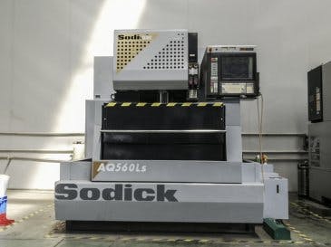 Sodick-maskinen framifrånAQ560LS