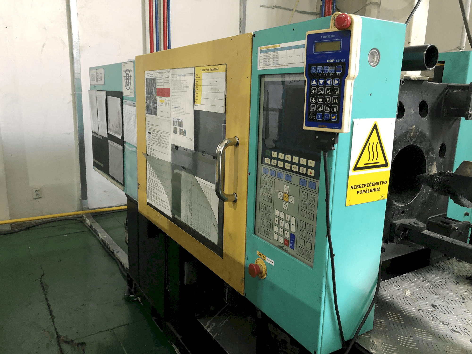 Hyundai K-120V-maskinen framifrån