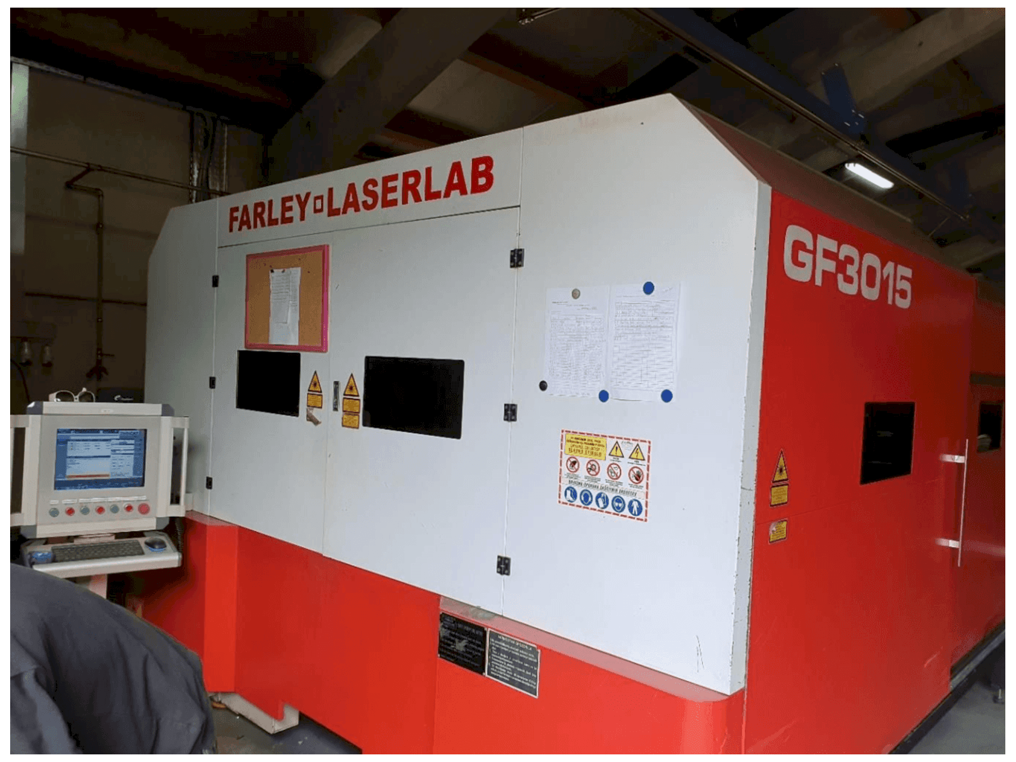 Farley Laserlab Ht Gf 3015 Fiber-maskinen framifrån