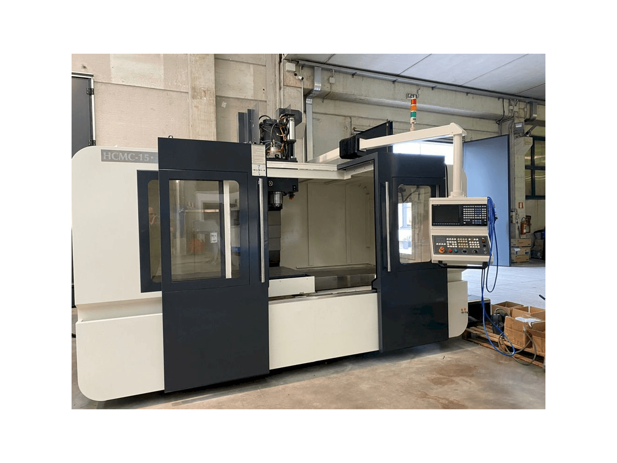 Hartford HCMC-15-maskinen framifrån