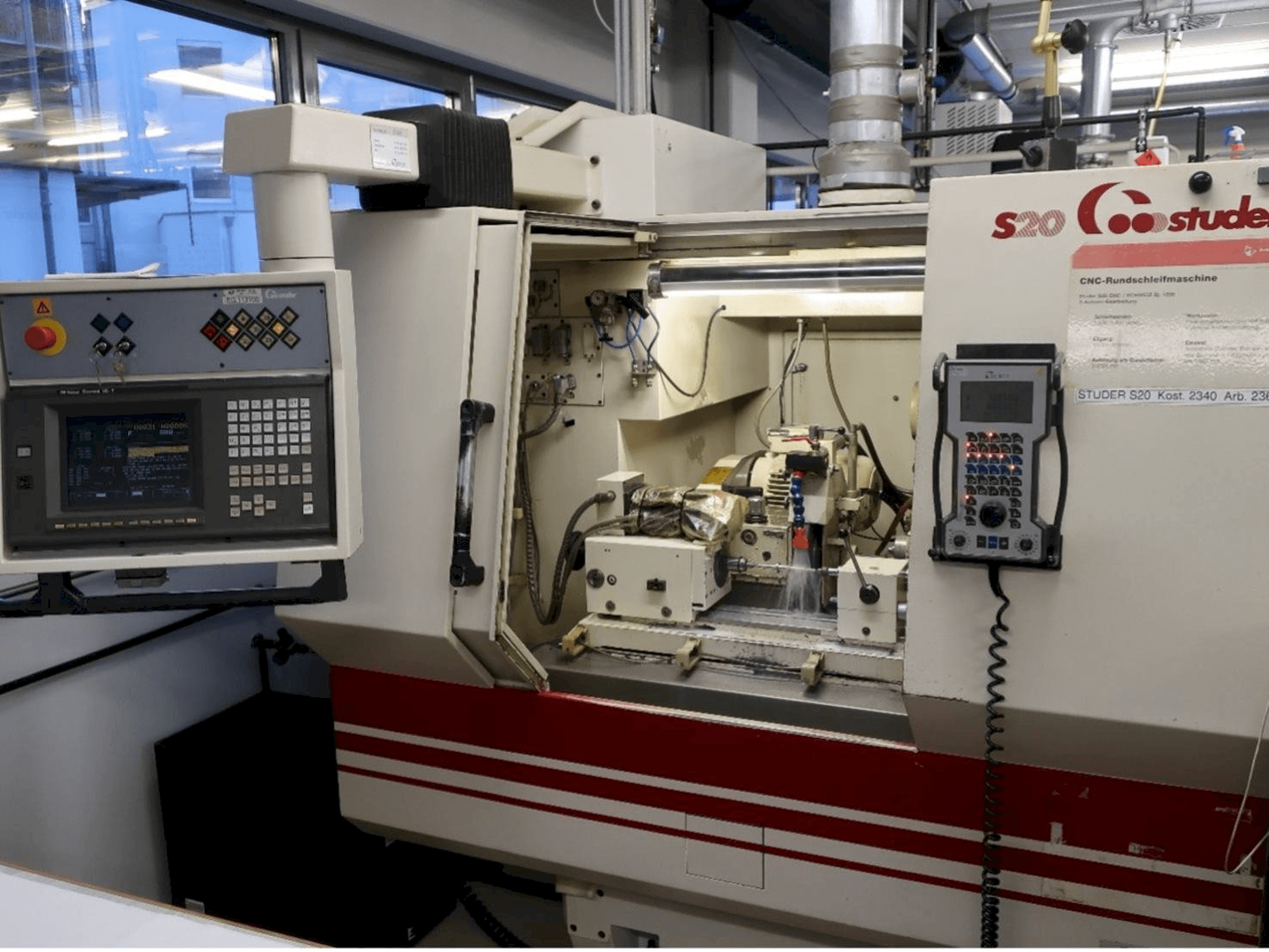 STUDER S20-CNC-maskinen framifrån