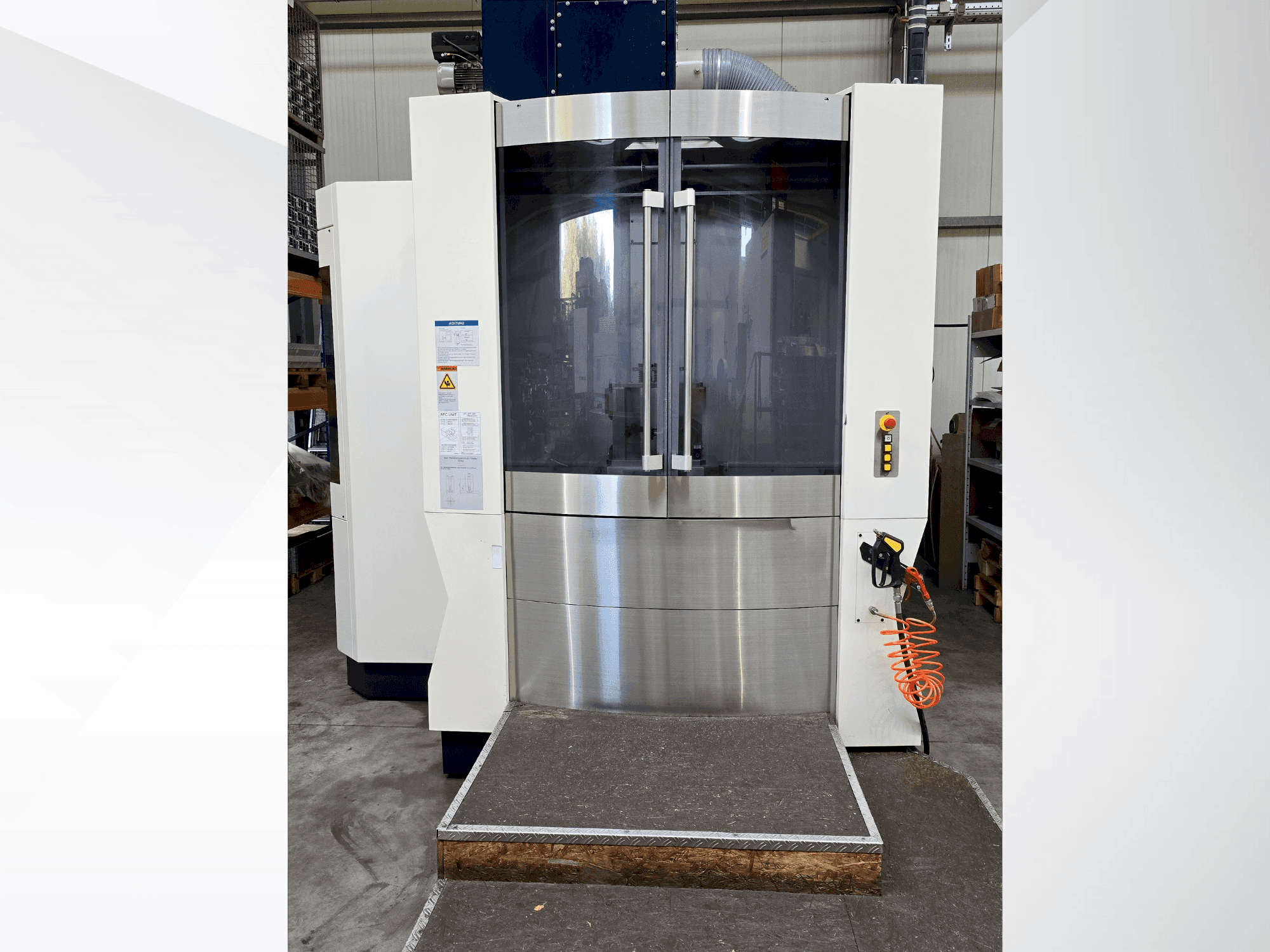 Makino A61nx-maskinen framifrån