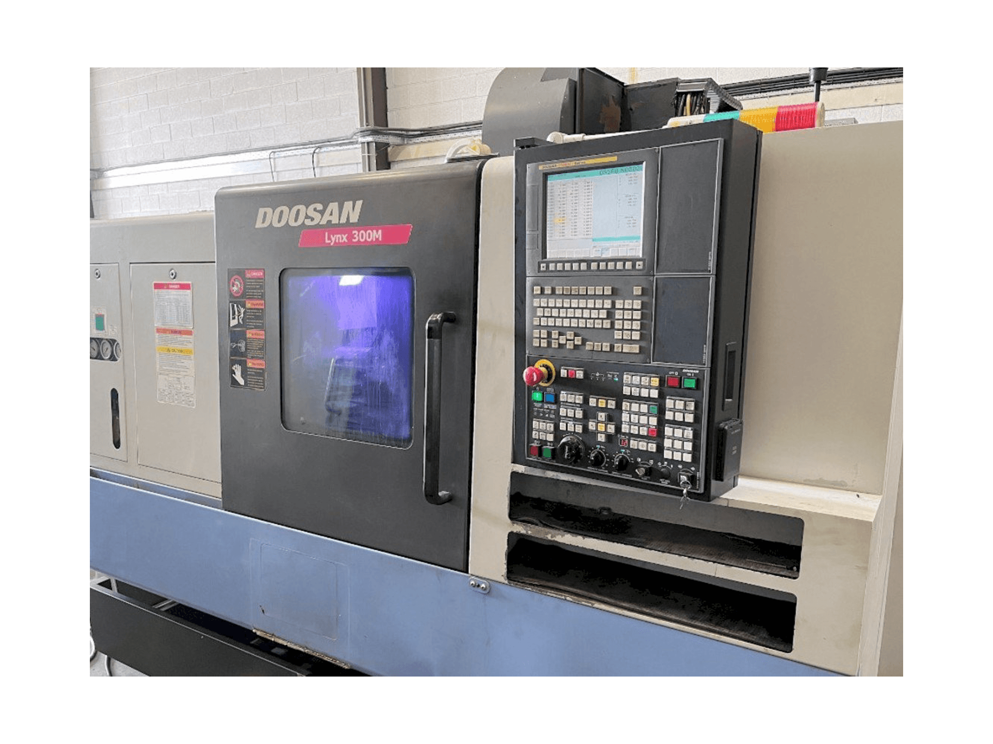 Doosan Lynx 300M-maskinen framifrån