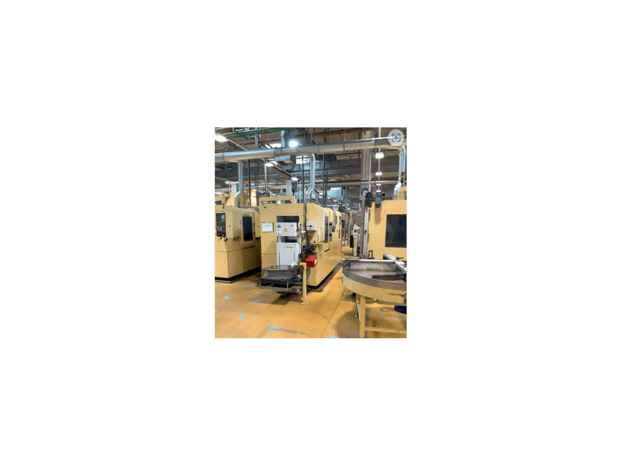 TAJMAC-ZPS SAL 100/4-maskinen sedd från vänster sida