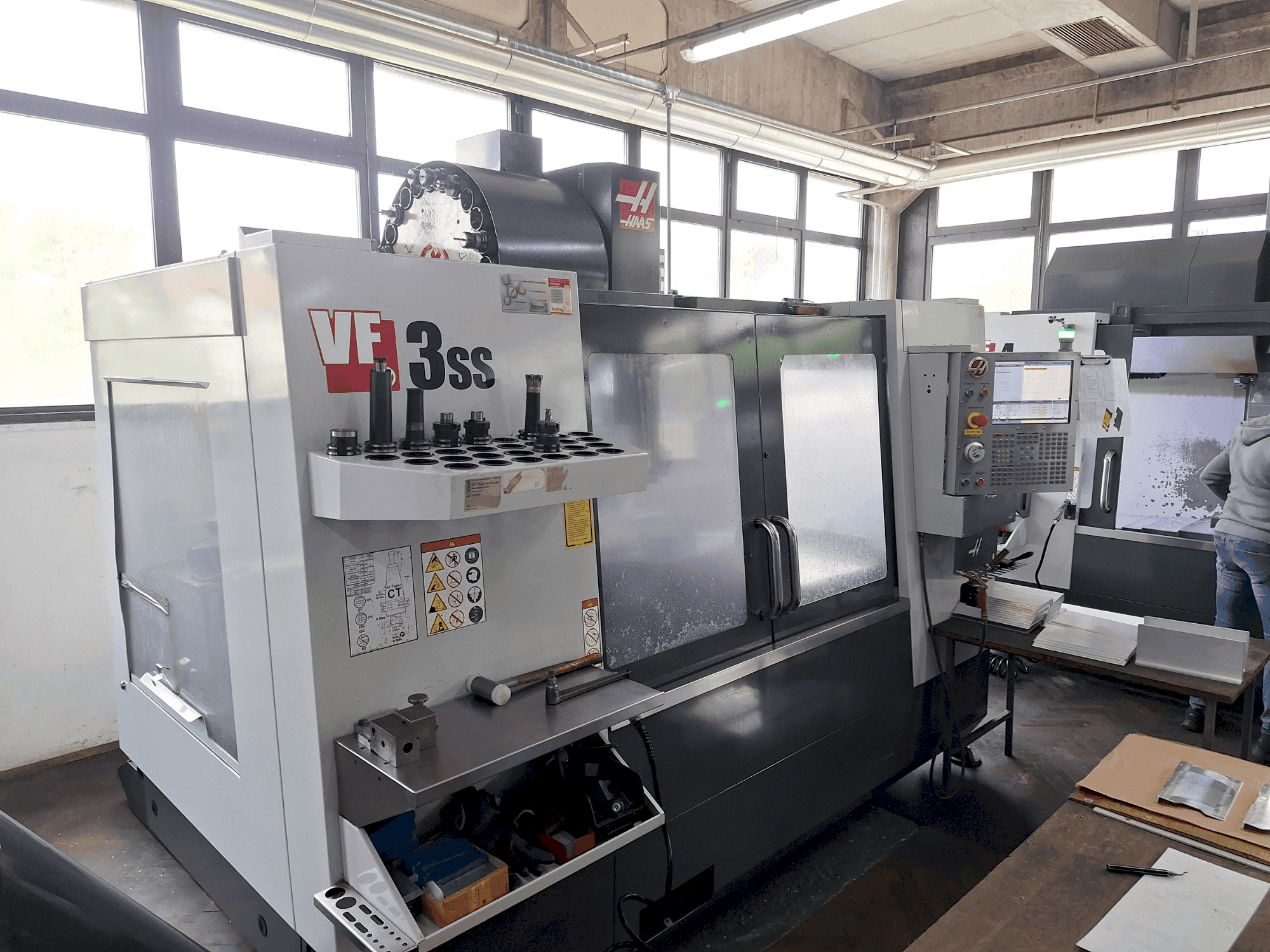 HAAS VF3 SS-maskinen framifrån
