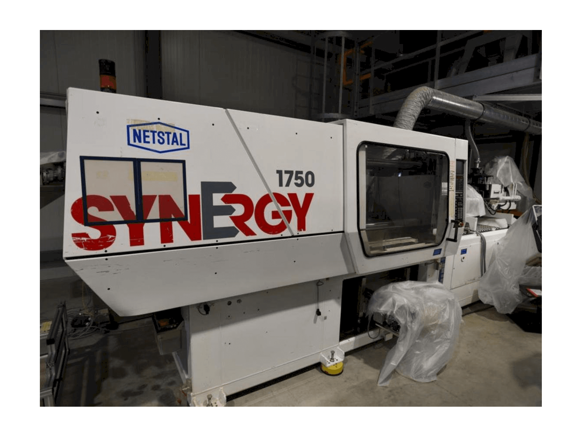 Netstal SynErgy 1750-460-maskinen framifrån