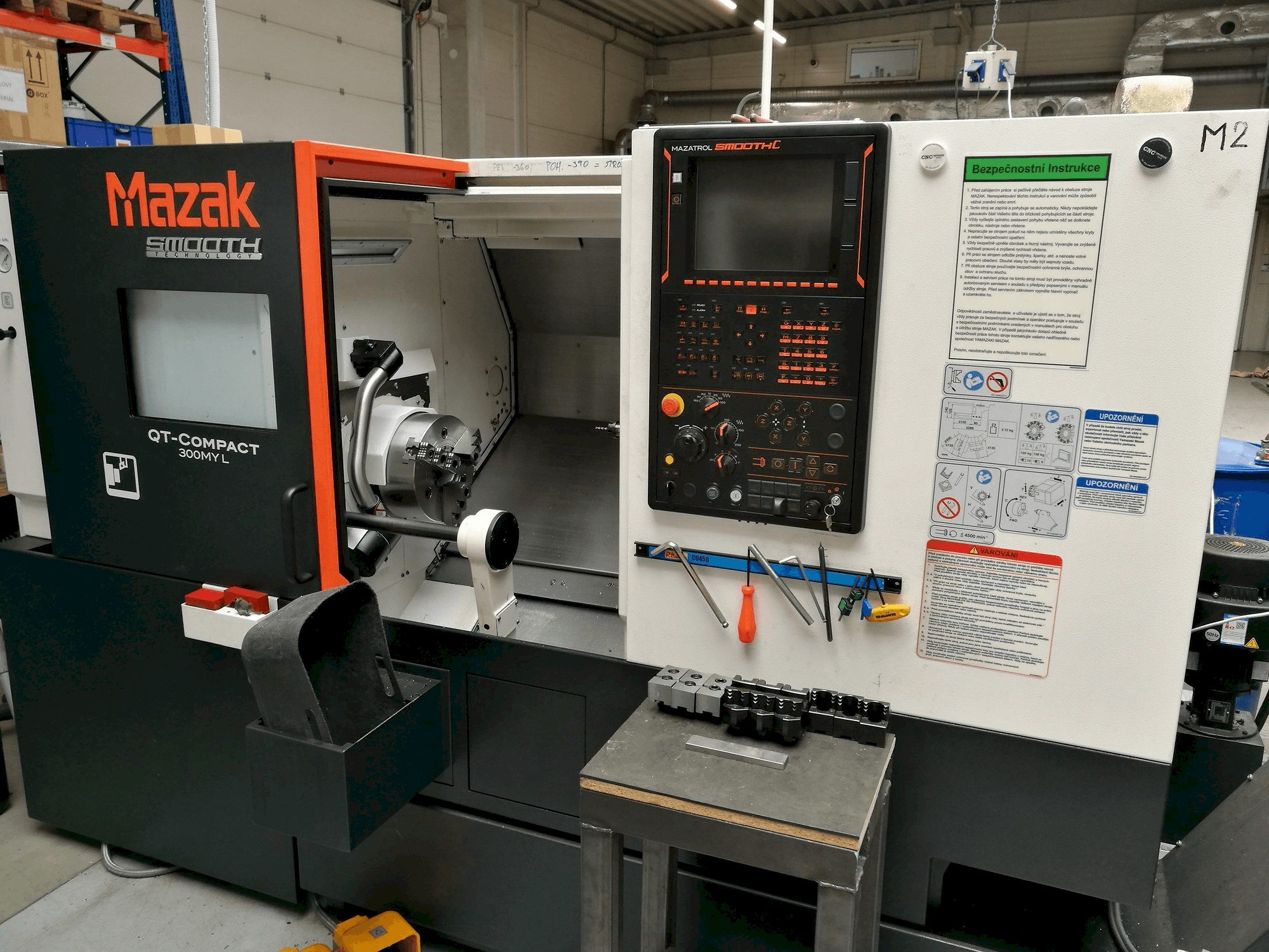 Mazak Quick Turn Compact 300MY L-maskinen framifrån