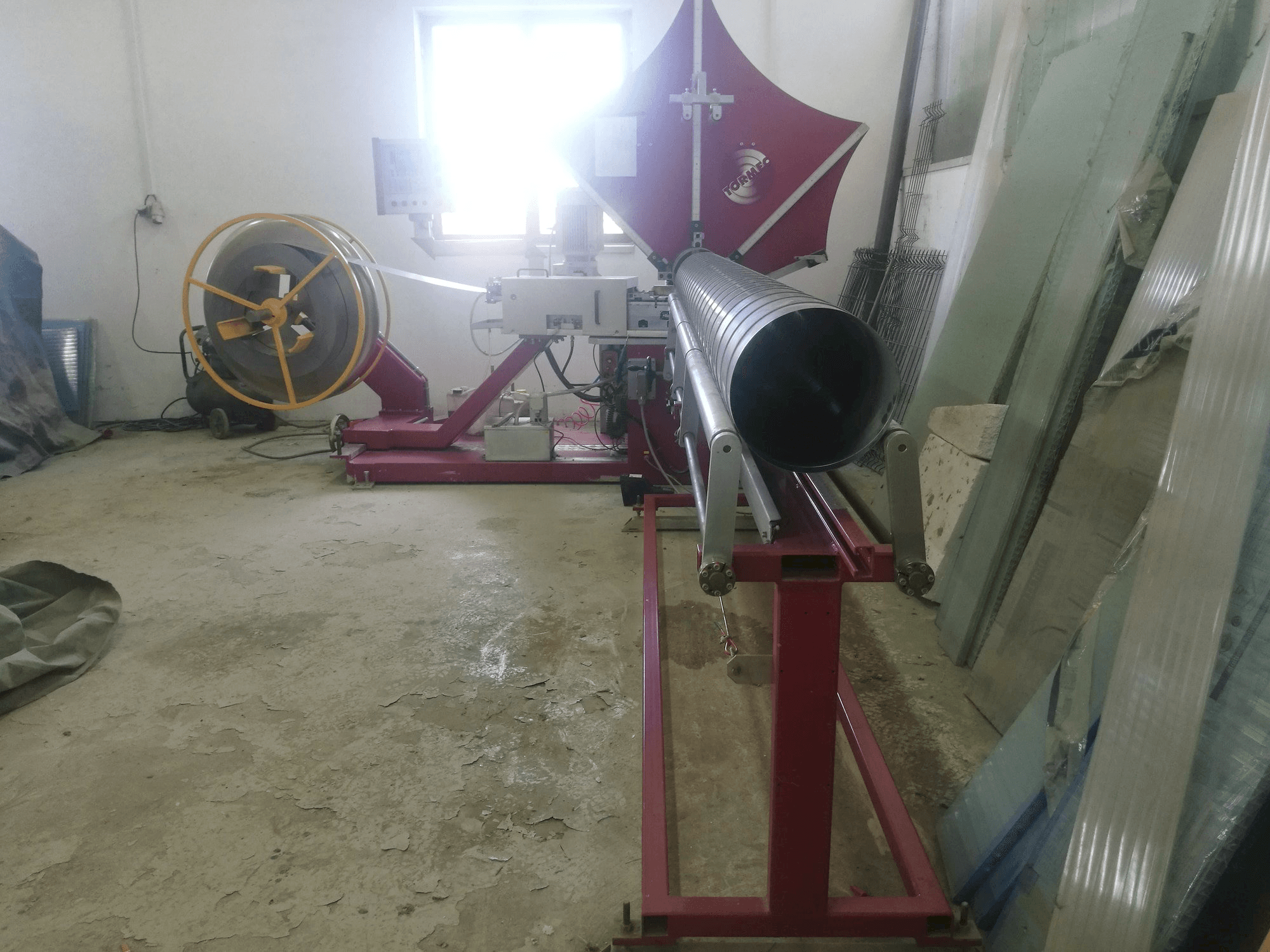 Tormec Tubo-S-maskinen framifrån