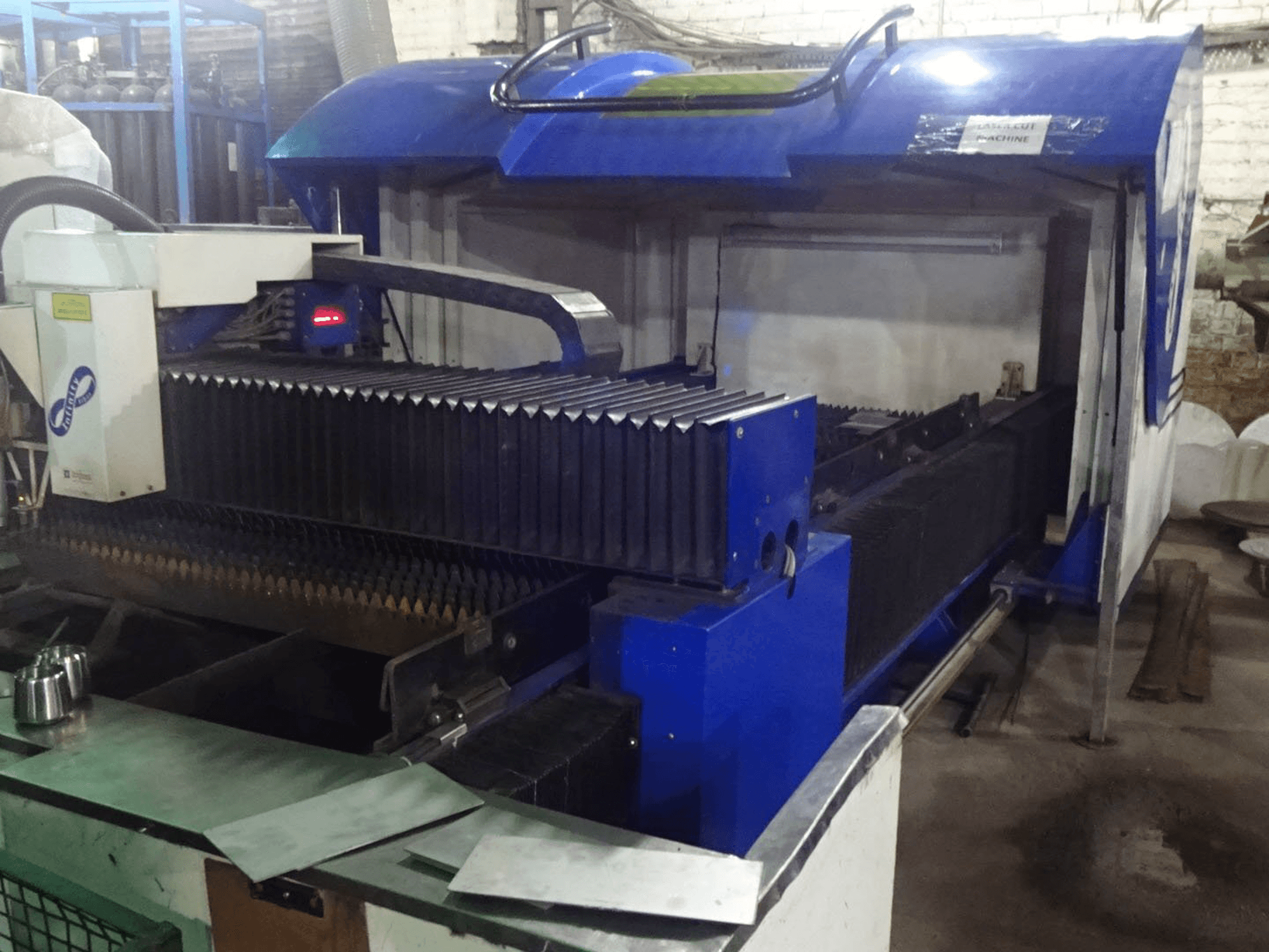 Sahajanand-maskinen framifrånFA 428