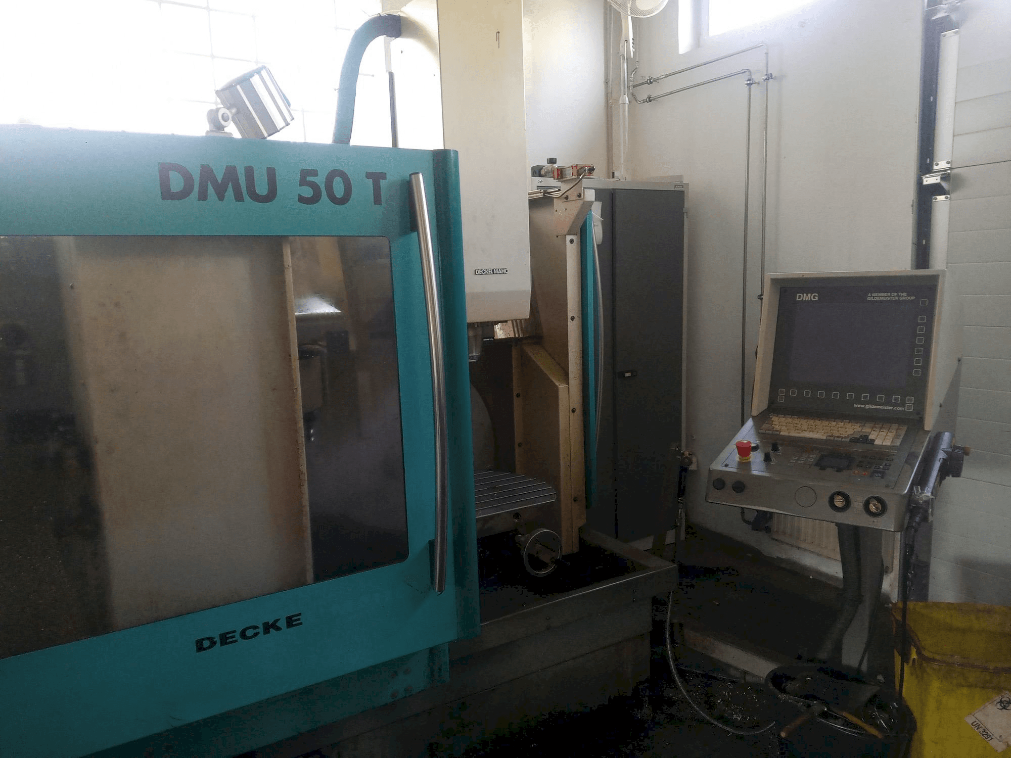 DECKEL MAHO DMU 50 T-maskinen framifrån