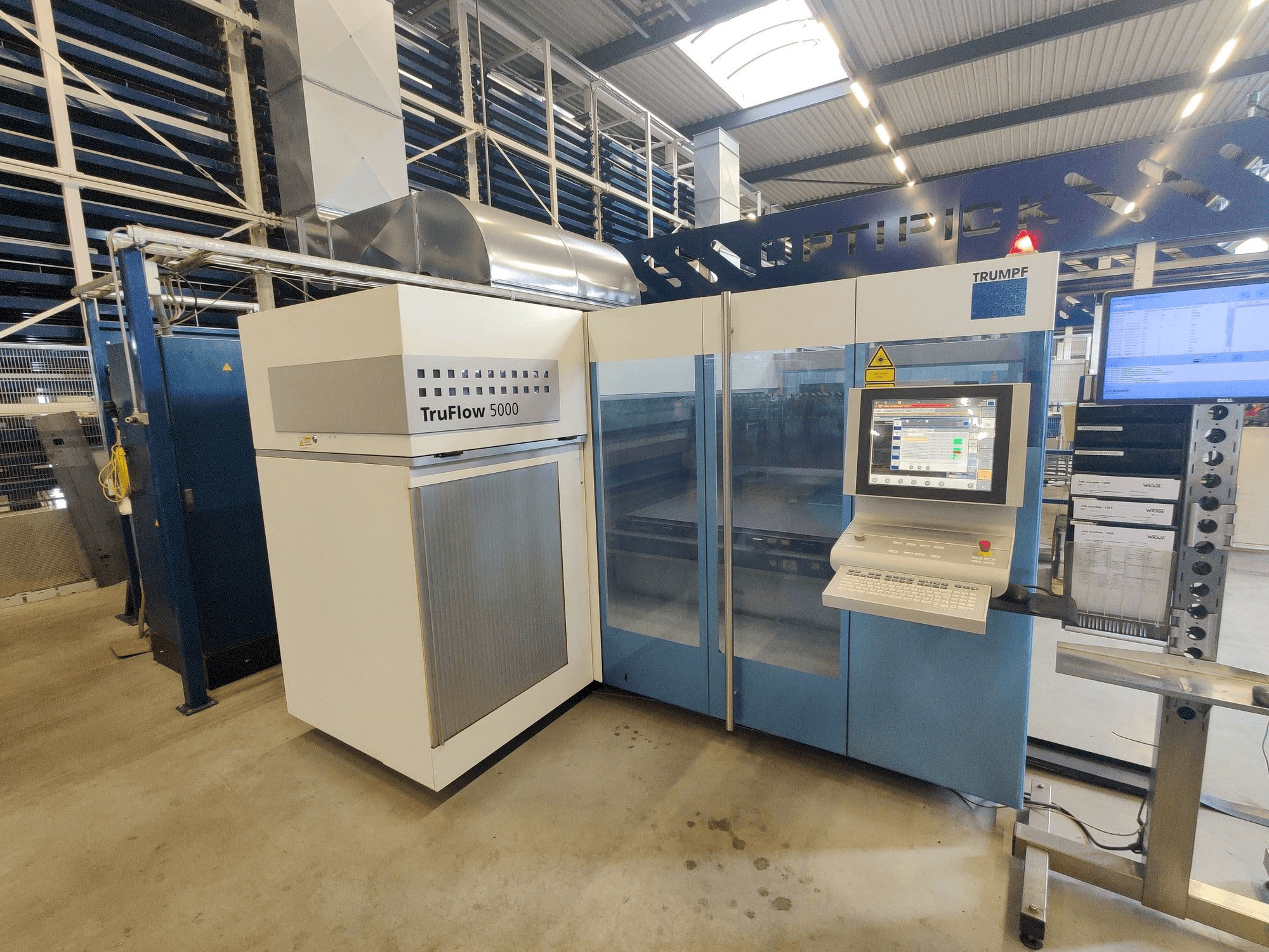 Trumpf TruLaser 3030-maskinen framifrån