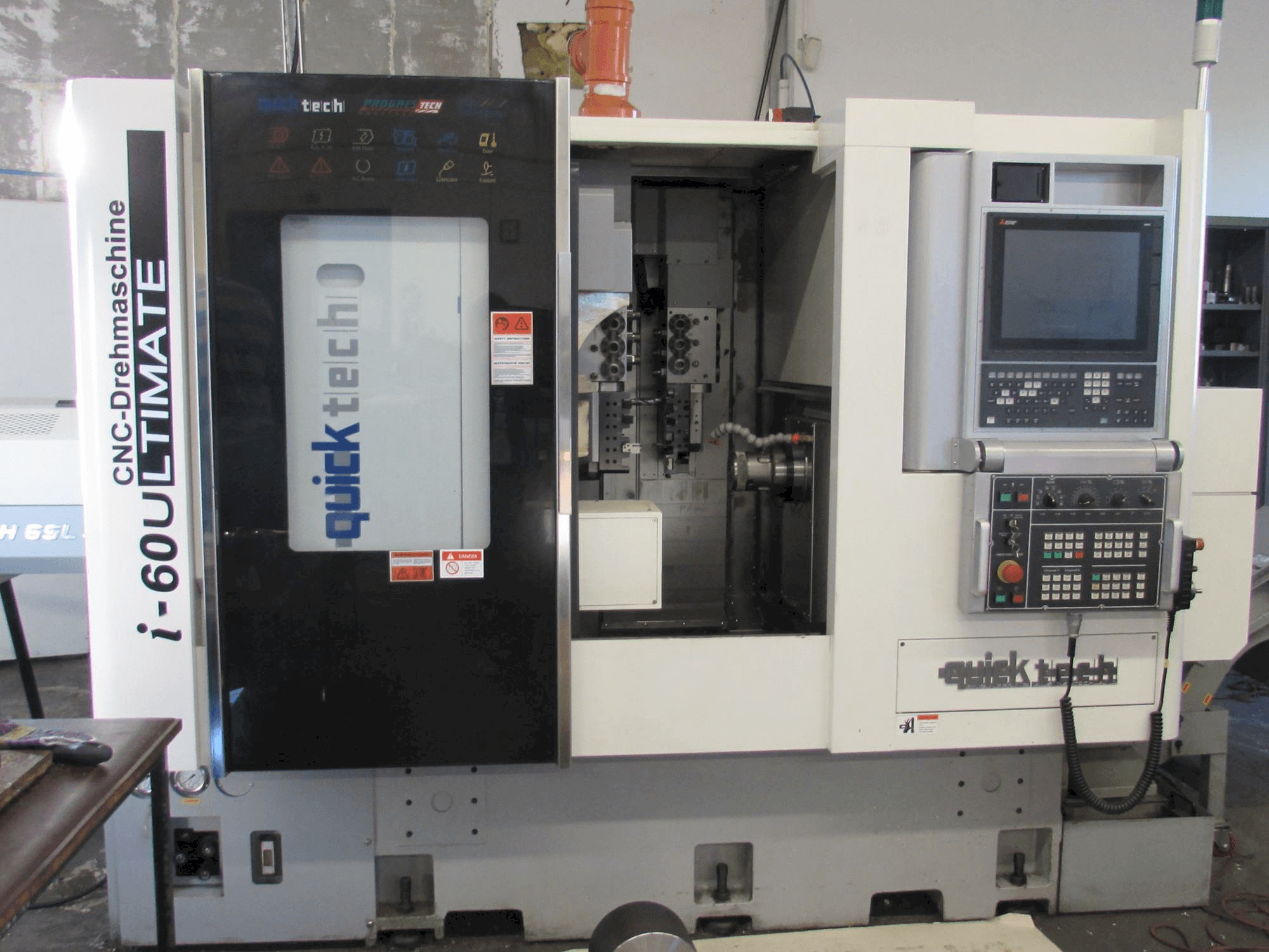 Quick-Tech I-60U-maskinen framifrån