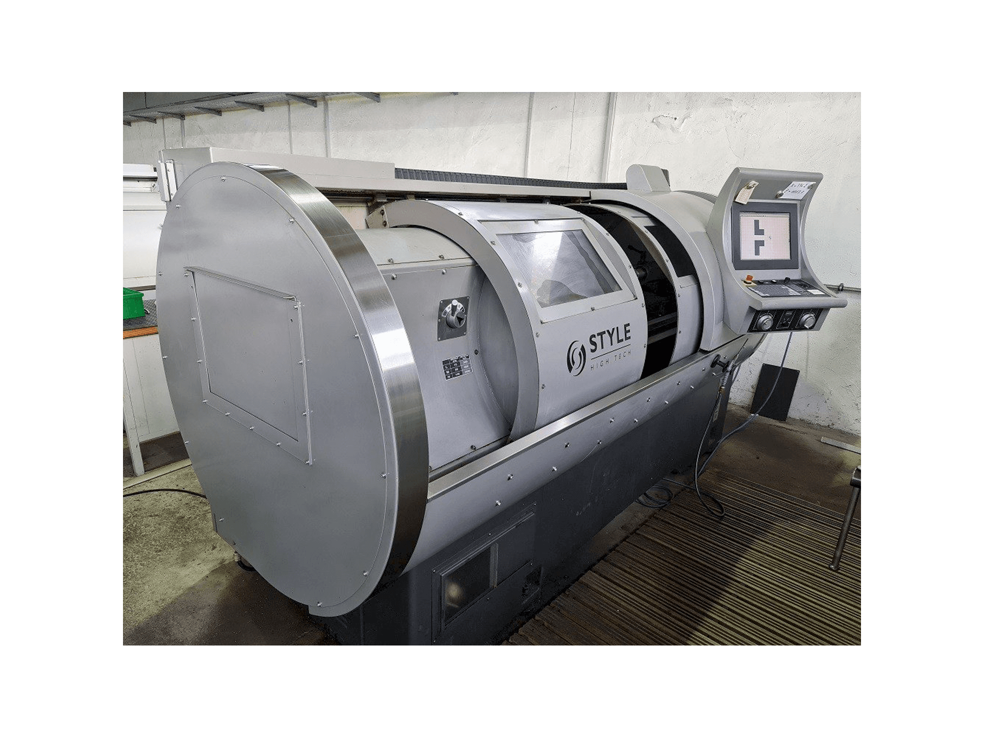 STYLE 510 X 1350-maskinen framifrån