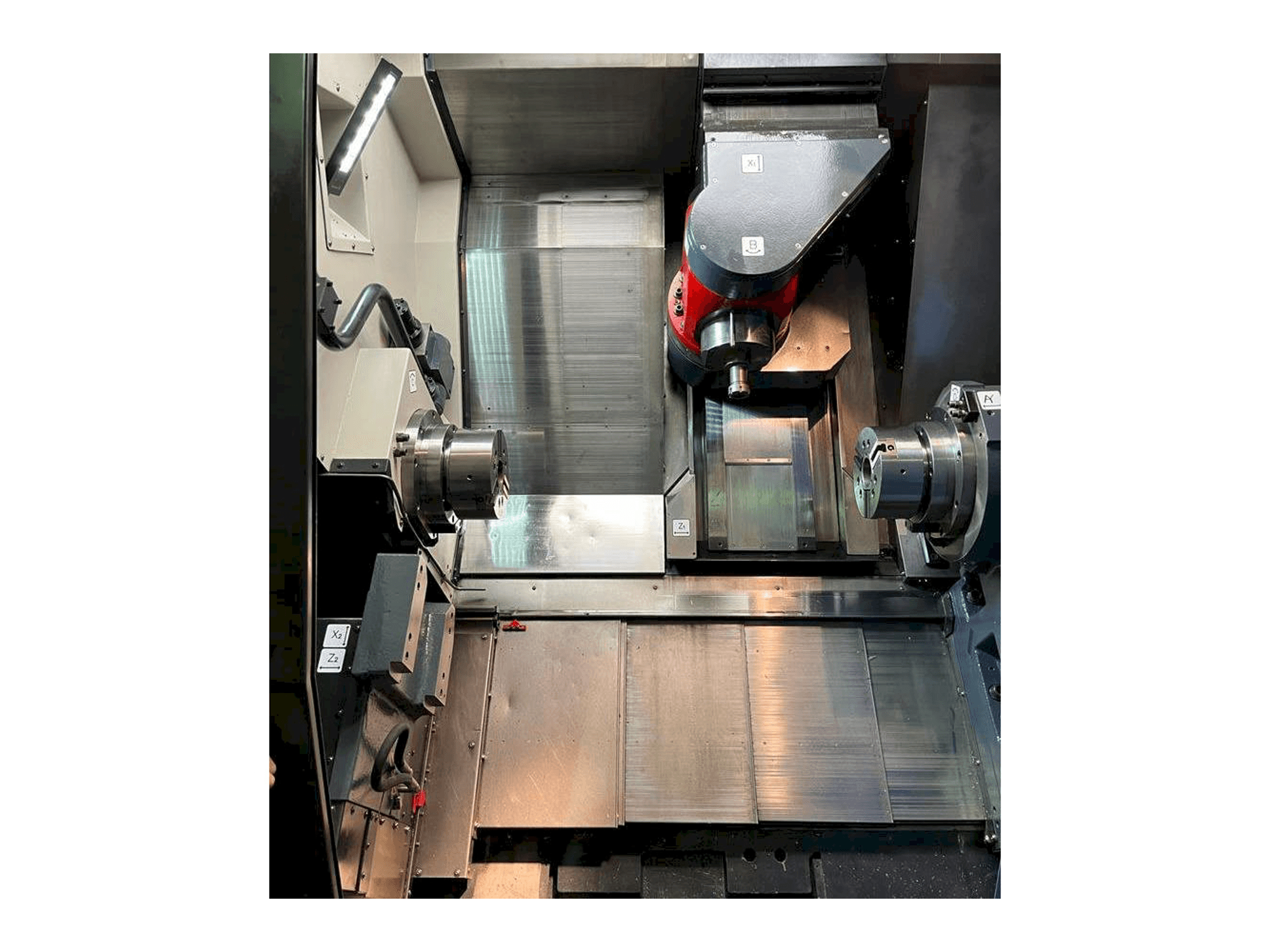 DOOSAN MX2000S-maskinens arbetsyta