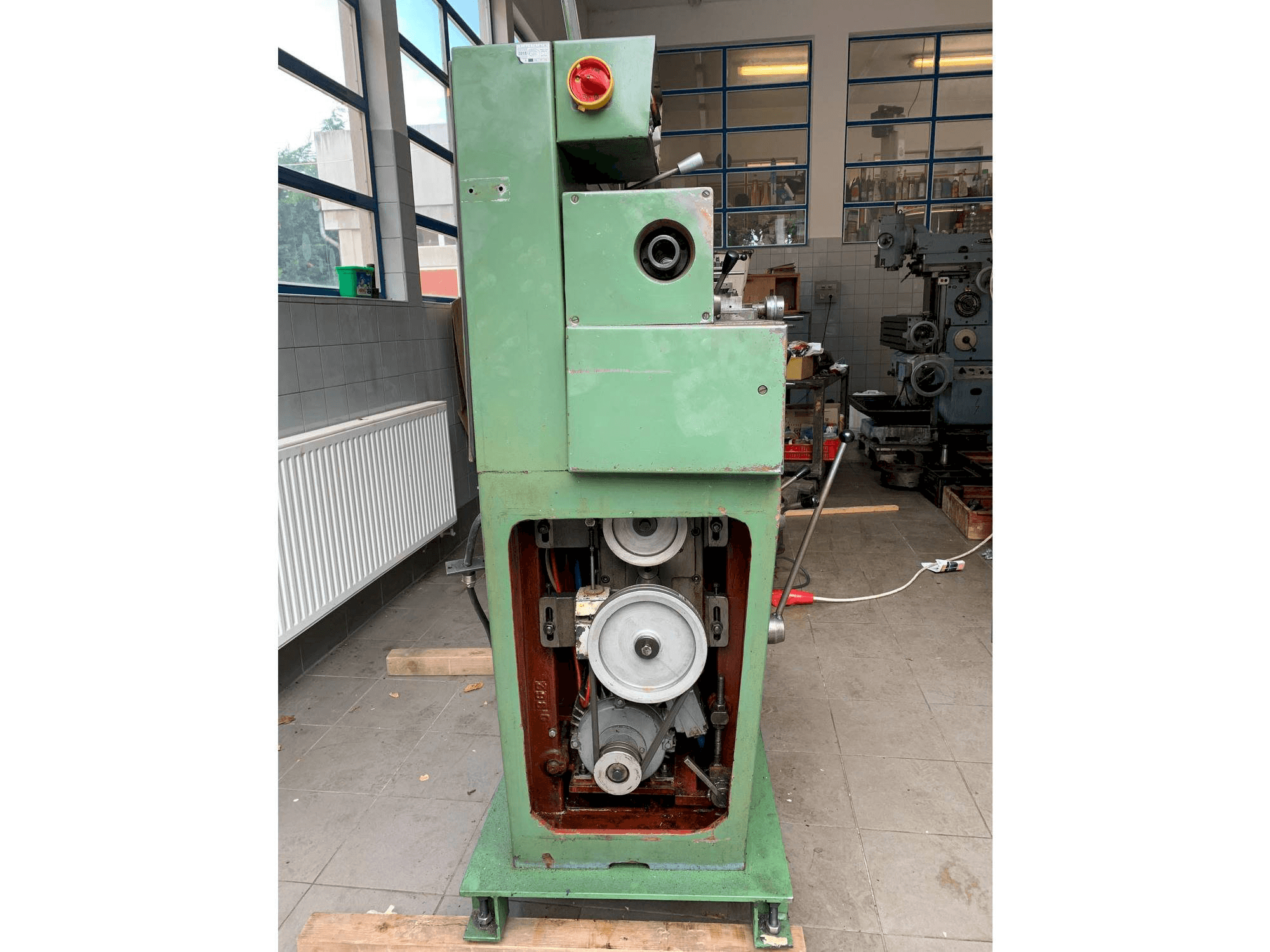 TOS Sm 16-A-maskinen framifrån