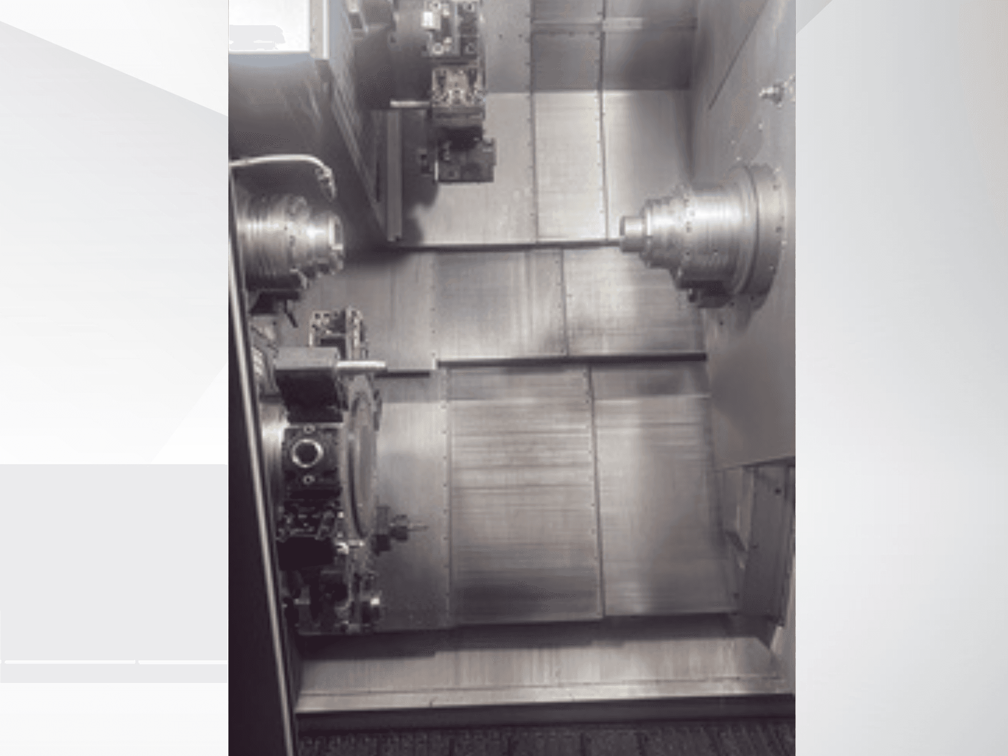 CMZ TTL66 svarv- och fräscenter sett ovanifrån, med insyn i interna komponenter och bearbetningselement.
