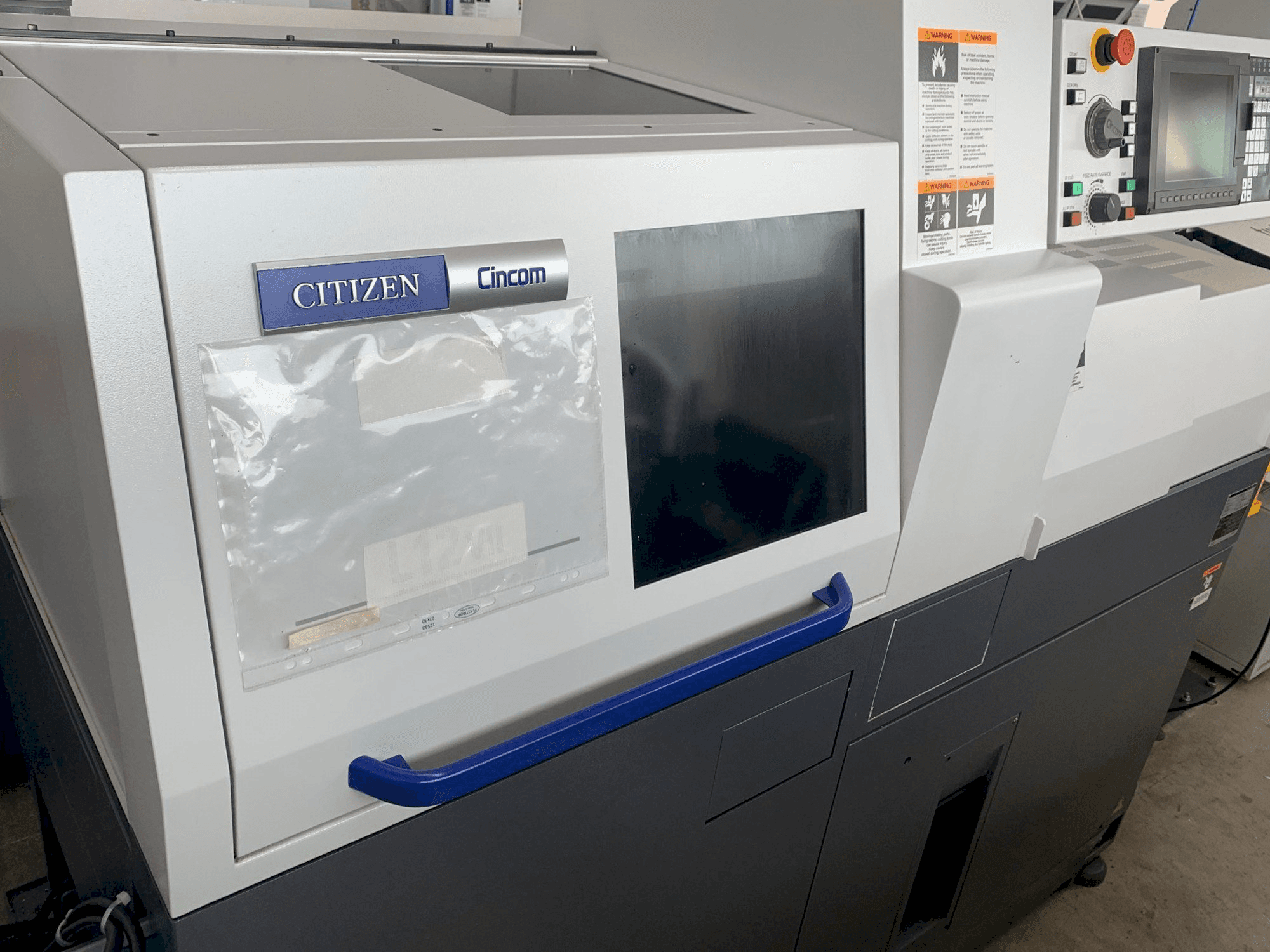 Citizen Cincom L12-maskinen framifrån