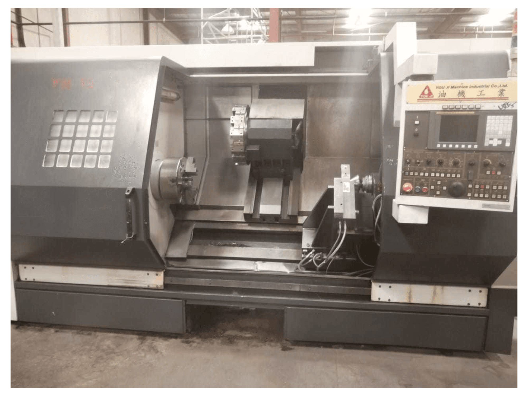 YOU JI YH-36/135-maskinen framifrån