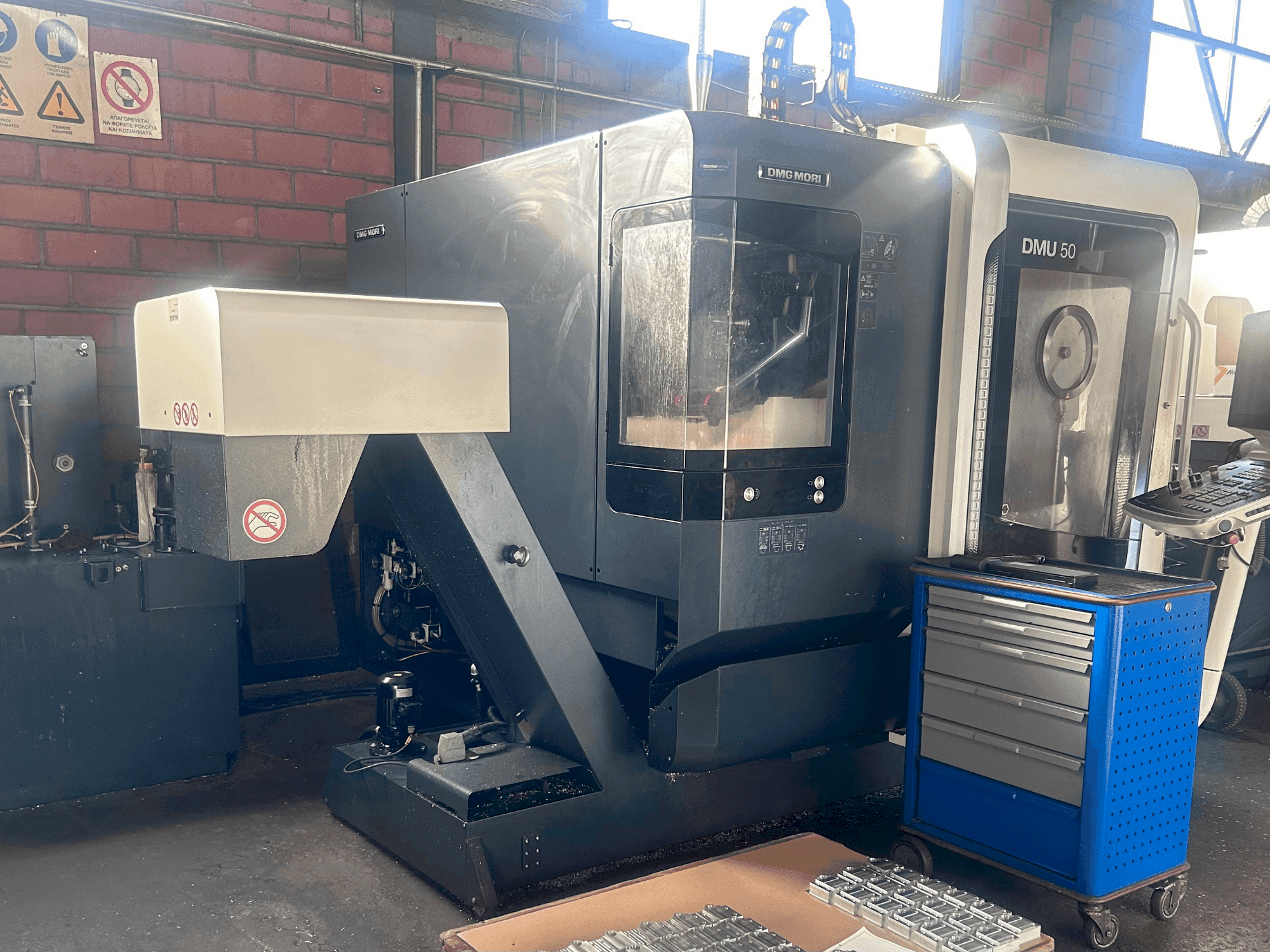 DMG MORI DMU 50-maskinen framifrån