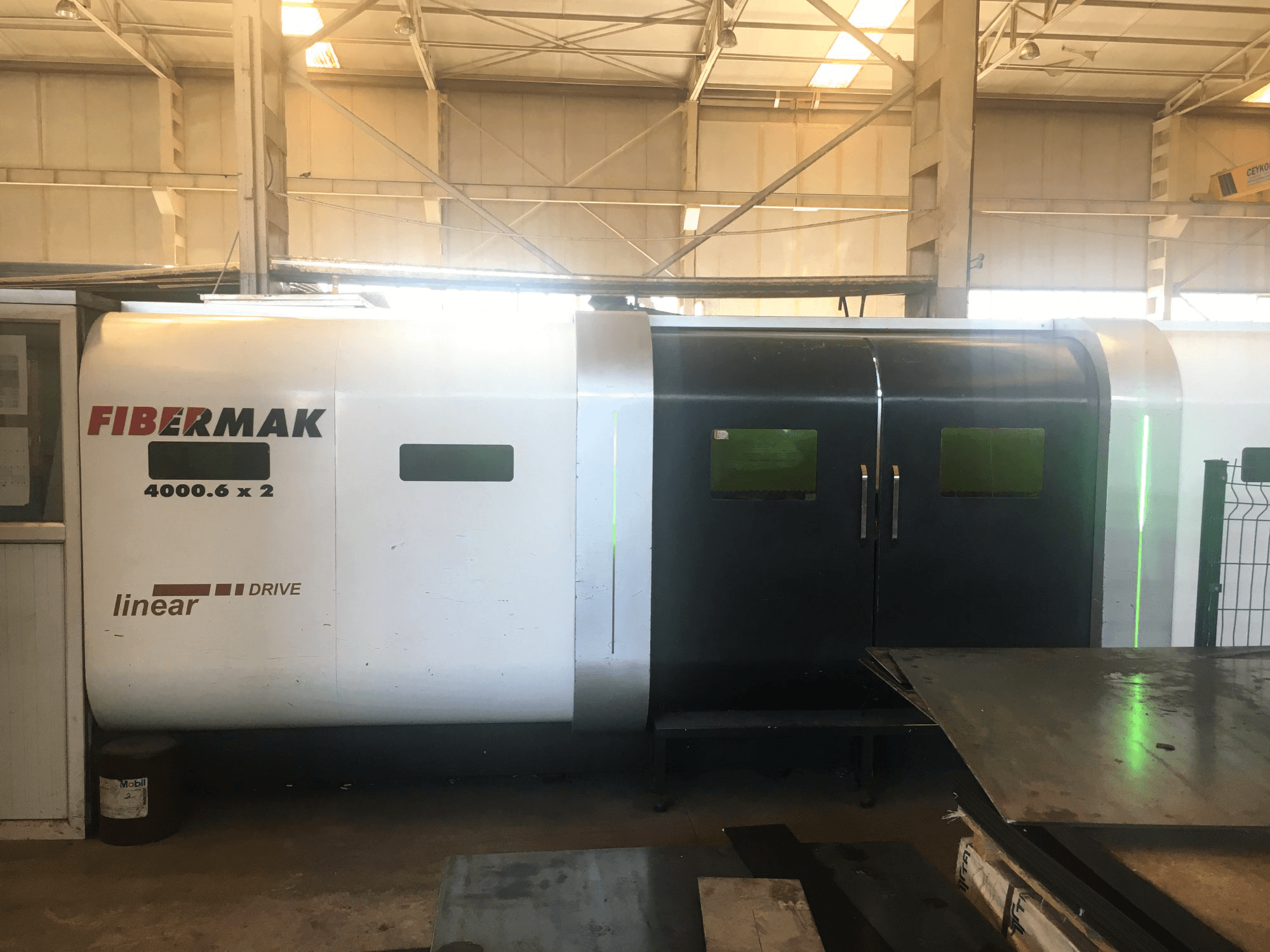 ERMAKSAN-maskinen framifrånEFB 4000 6x2
