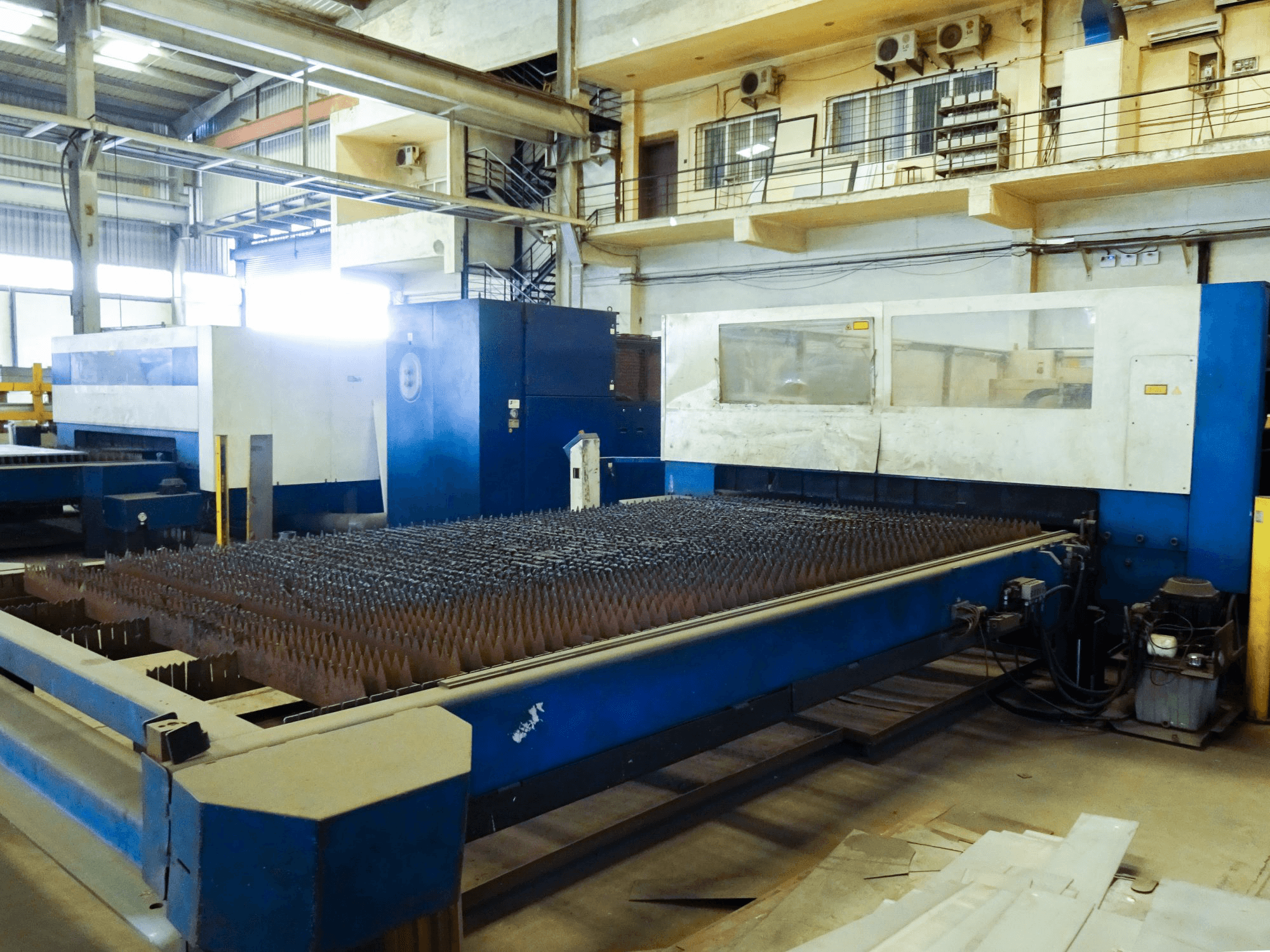 Trumpf-maskinens arbetsytaTruLaser 3040