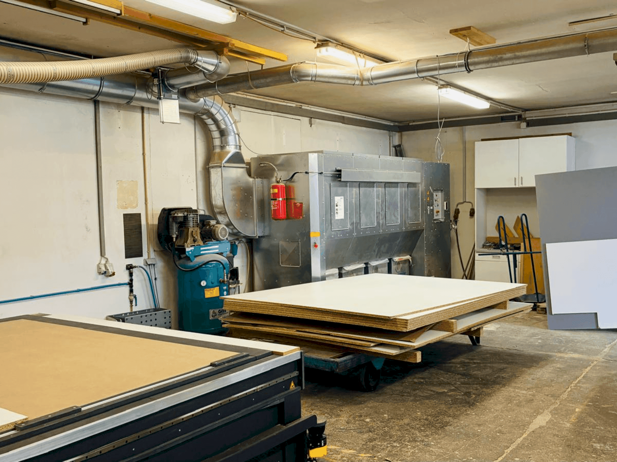 NESTRO NE 350P20-maskinen framifrån